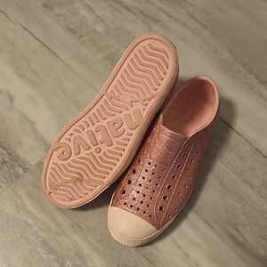 Native Jefferson Kids Pink Bling Glitter Shoes